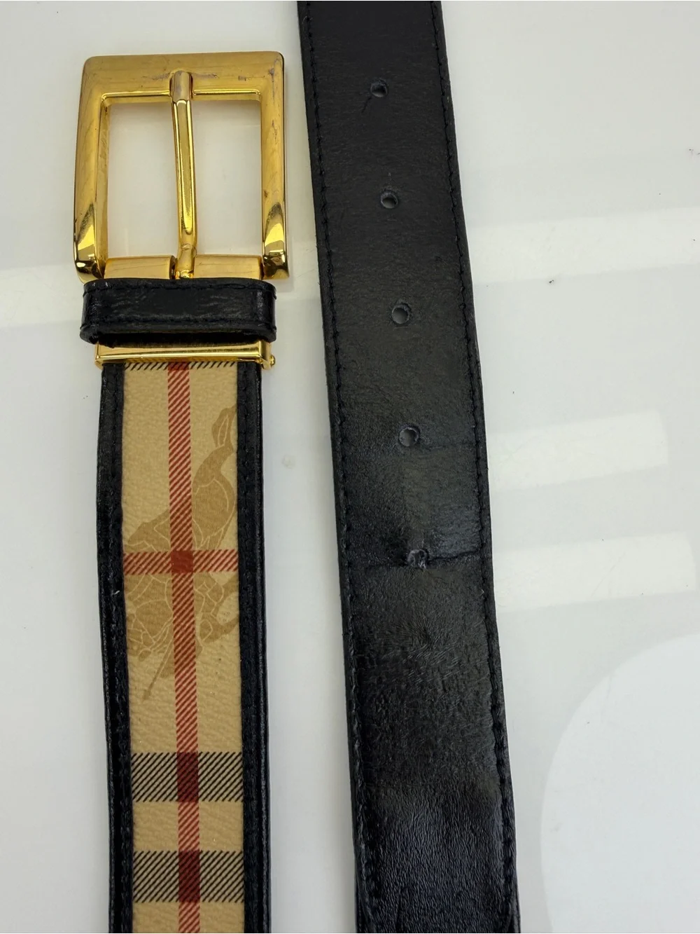 Burberry Classic Plaid Men's Leather Belt - Black & Beige 42
